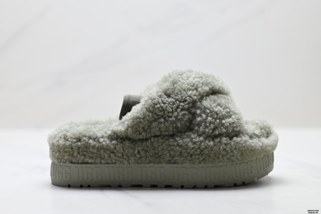 UGG Slipper Evolution Fluffy Platform Slides