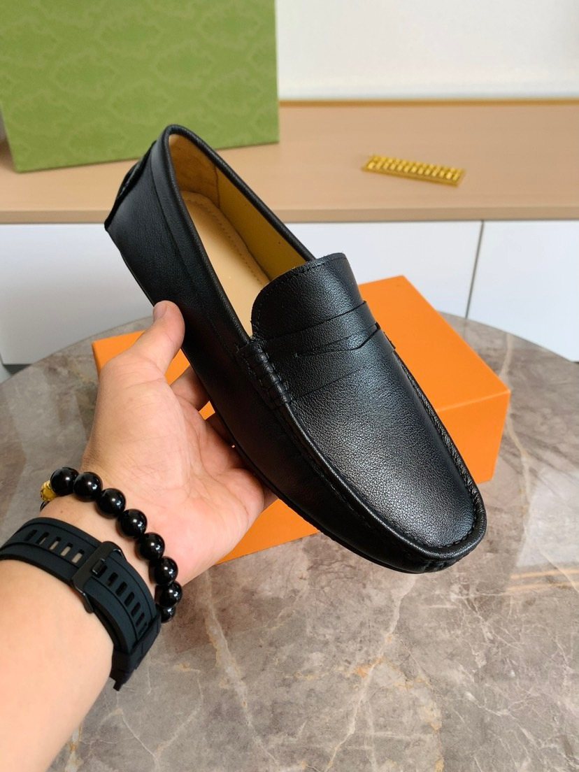 Louis Vuitton Men's Black Moc-Toe Loafers